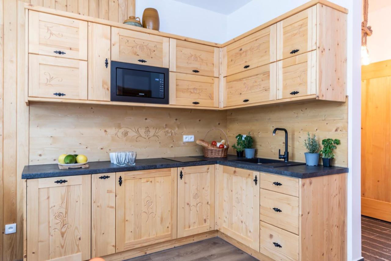 זקופאנה Udanypobyt Apartamenty Krzeptowki Potok מראה חיצוני תמונה